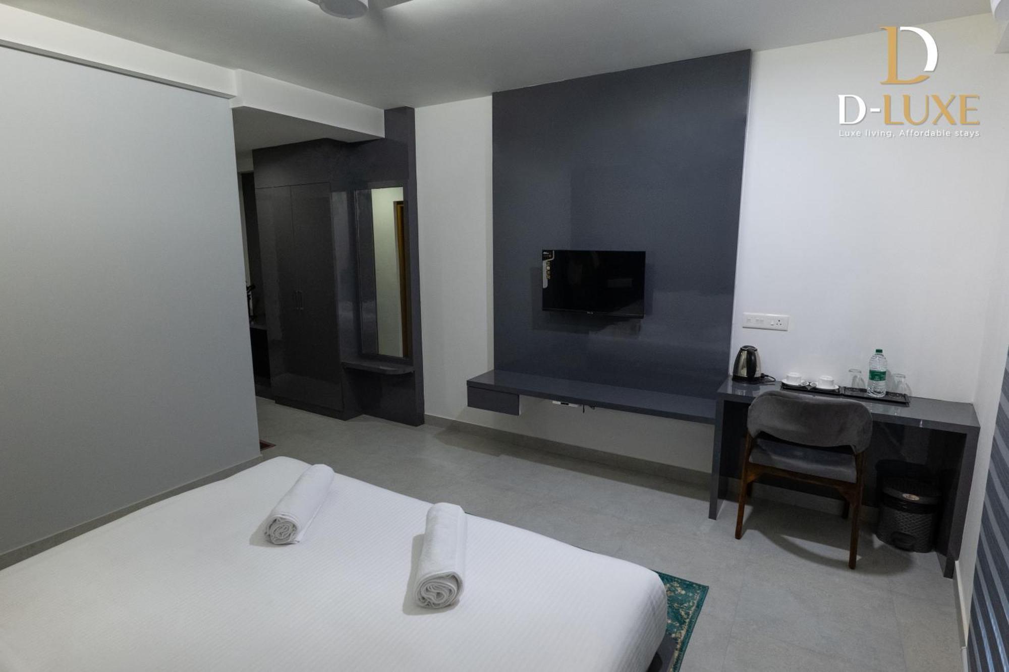 D-Luxe Hotel Kochi Екстериор снимка