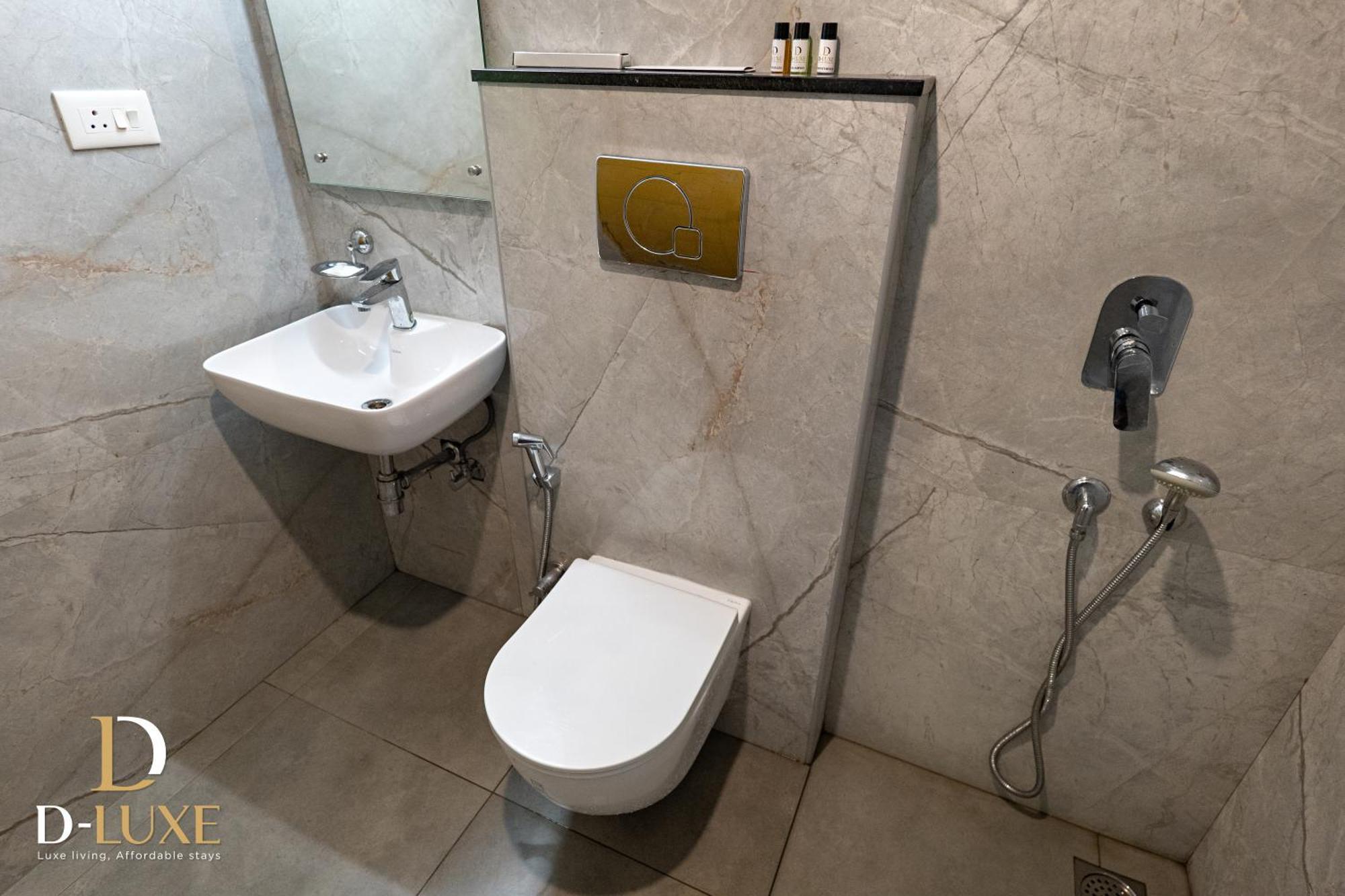 D-Luxe Hotel Kochi Екстериор снимка