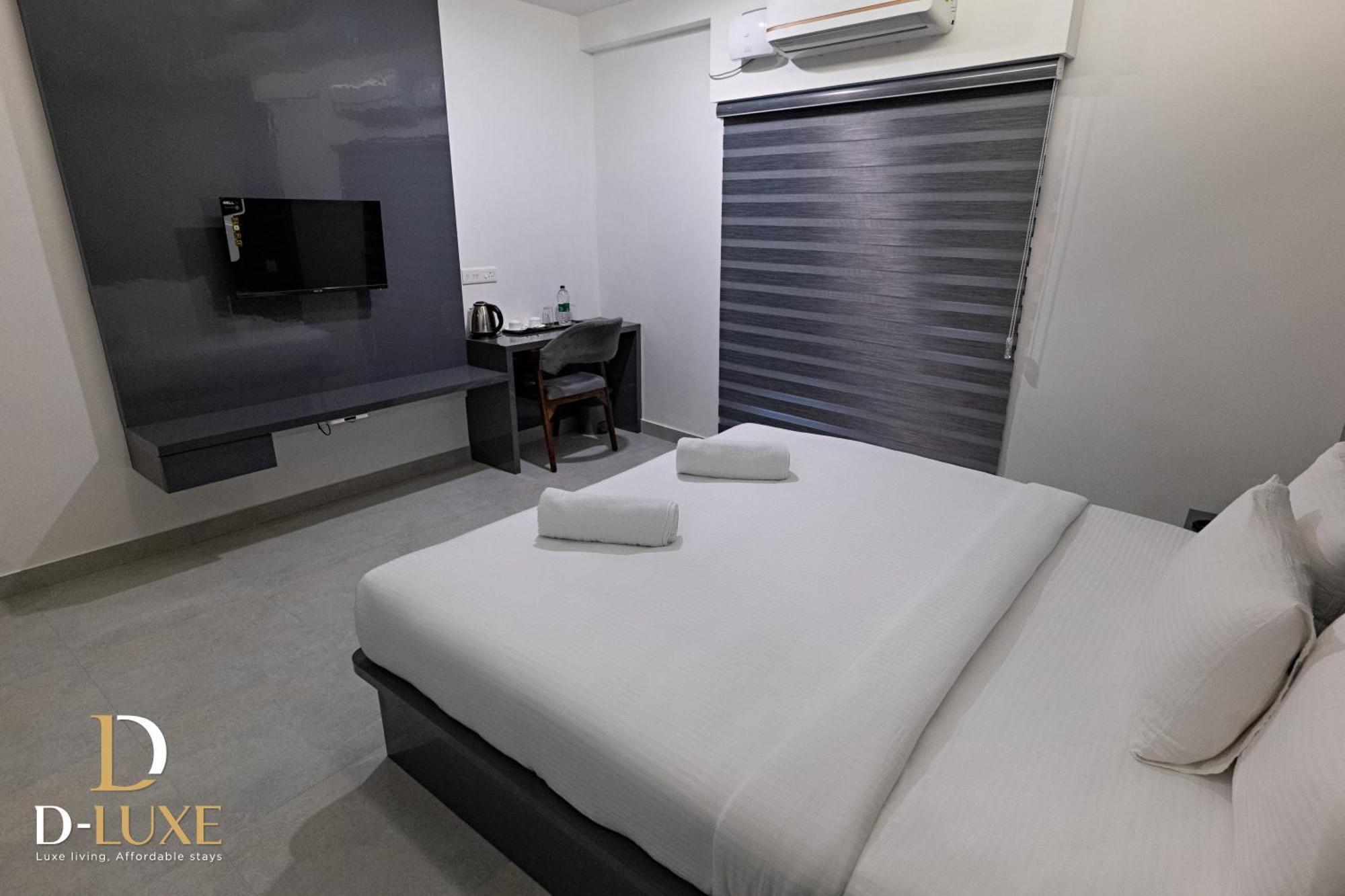 D-Luxe Hotel Kochi Екстериор снимка
